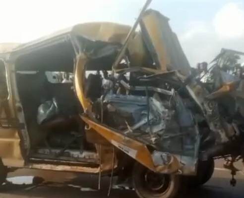 Lagos: Eight Passengers Die As Commercial Bus Collides With Truck In Badagry